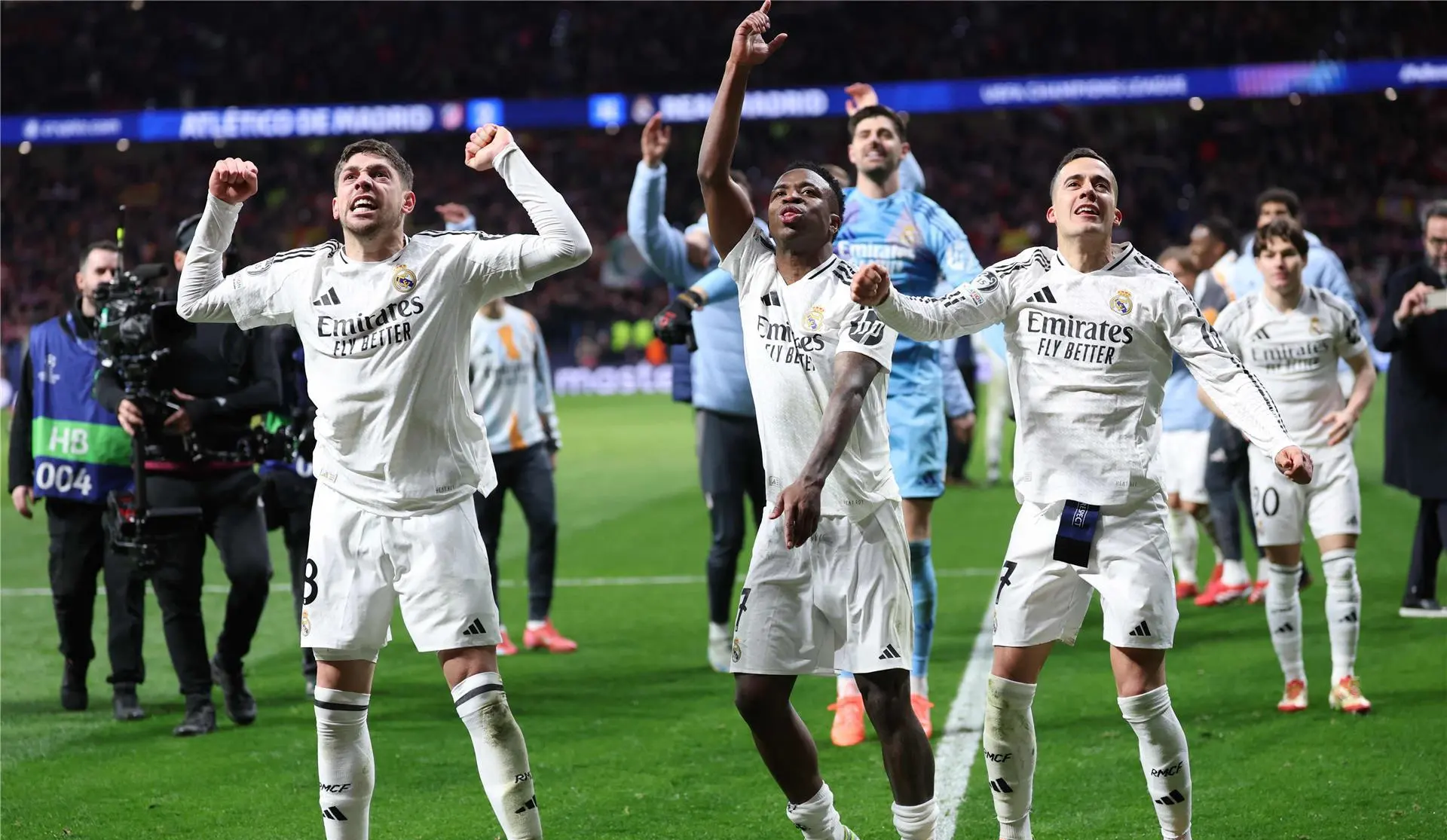 أرنولد إلى ريال مدريد.. صفقة “الظهير الذهبي” تُنهي حقبة فاسكيز